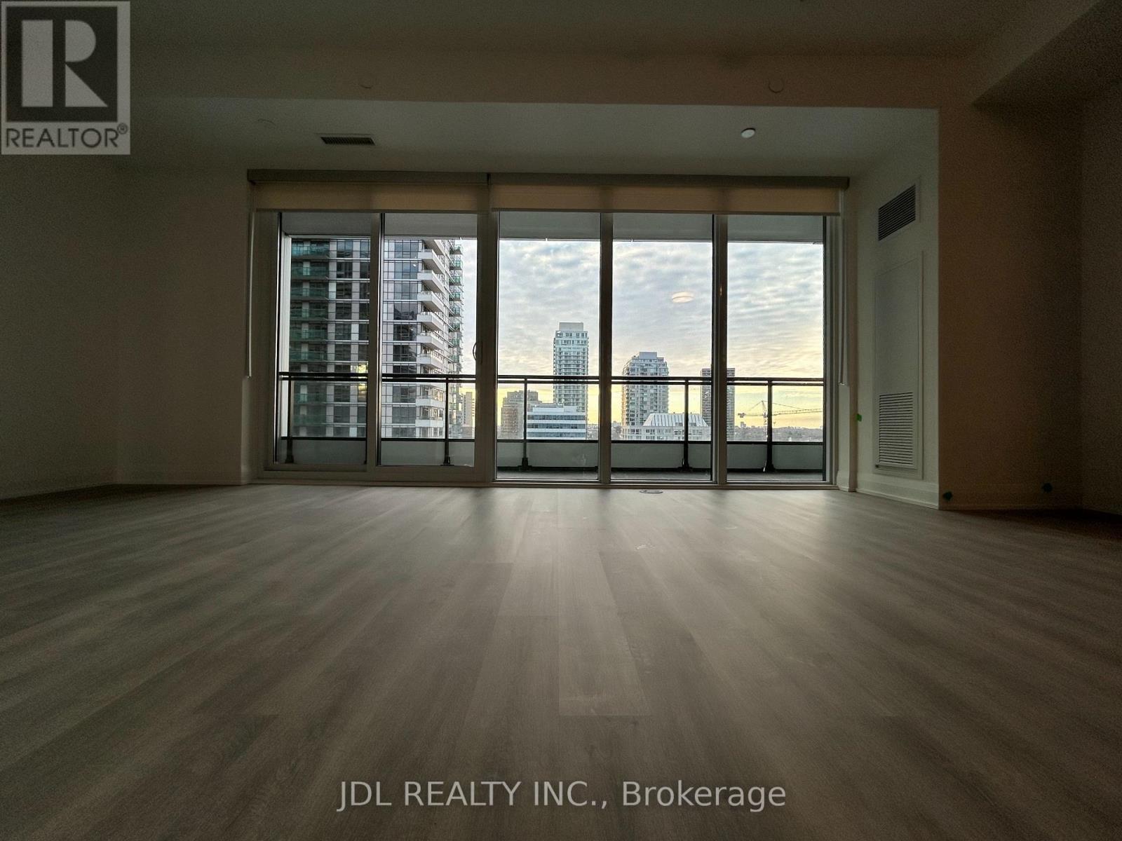 1210 - 65 Broadway Blvd Boulevard, Toronto, ON - Indoor Photo Showing Other Room