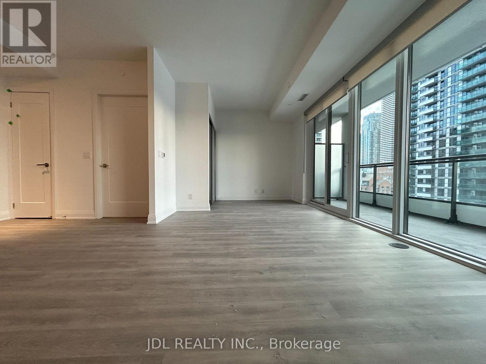 1210 - 65 Broadway Ave Boulevard, Toronto, ON - Indoor Photo Showing Other Room