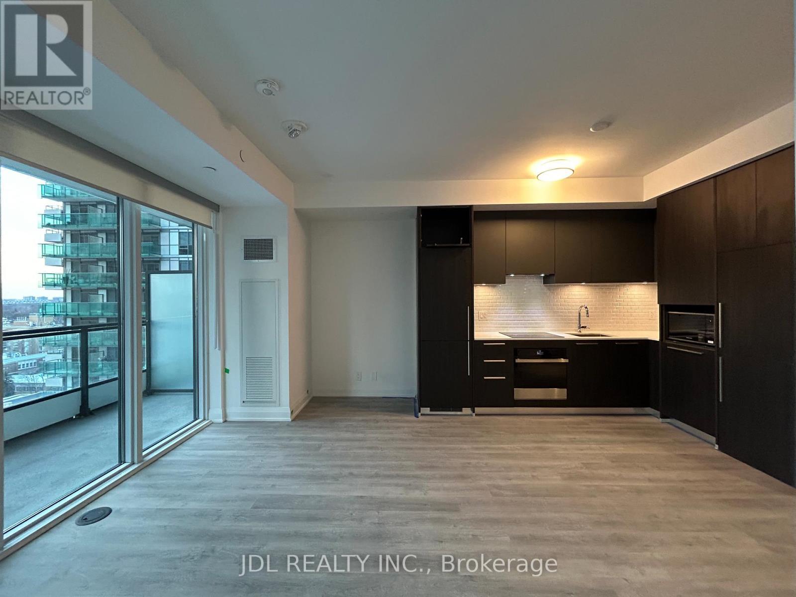 1210 - 65 Broadway Ave Boulevard, Toronto, ON - Indoor