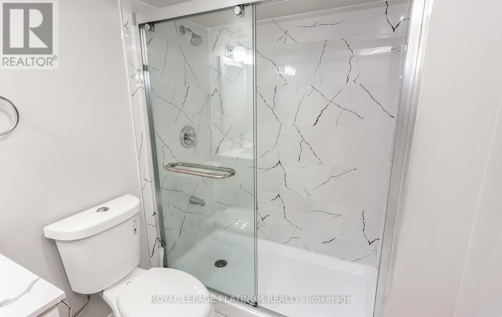 51 Ripley Crescent, Brampton, ON - Indoor Photo Showing Bathroom