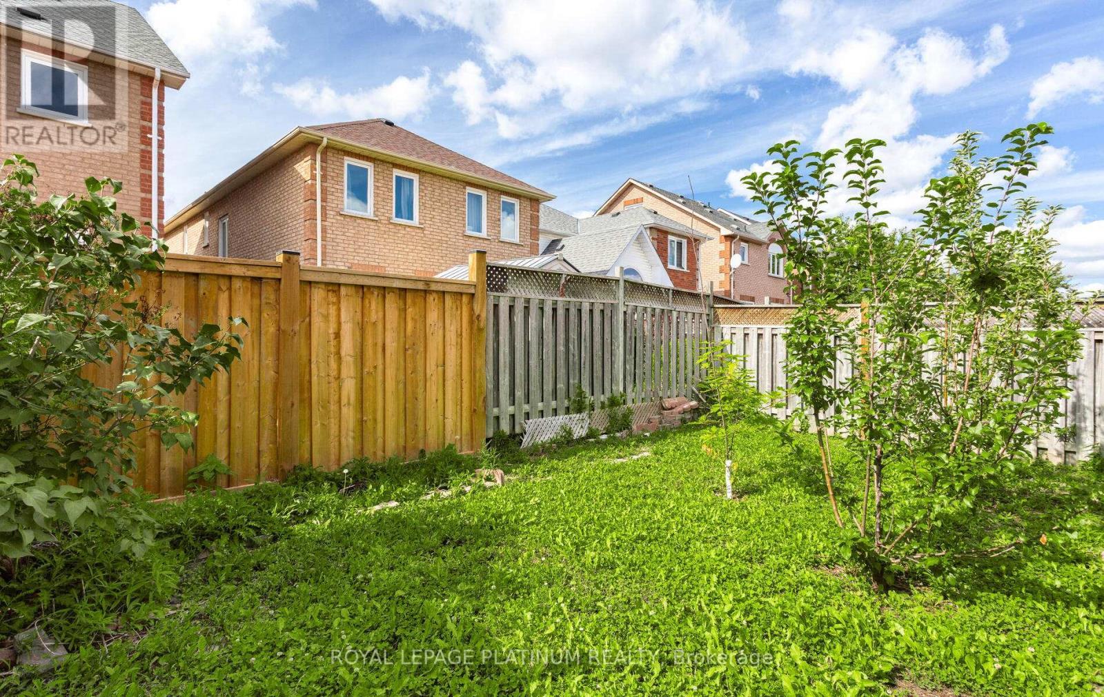 51 Ripley Crescent, Brampton, ON - Outdoor