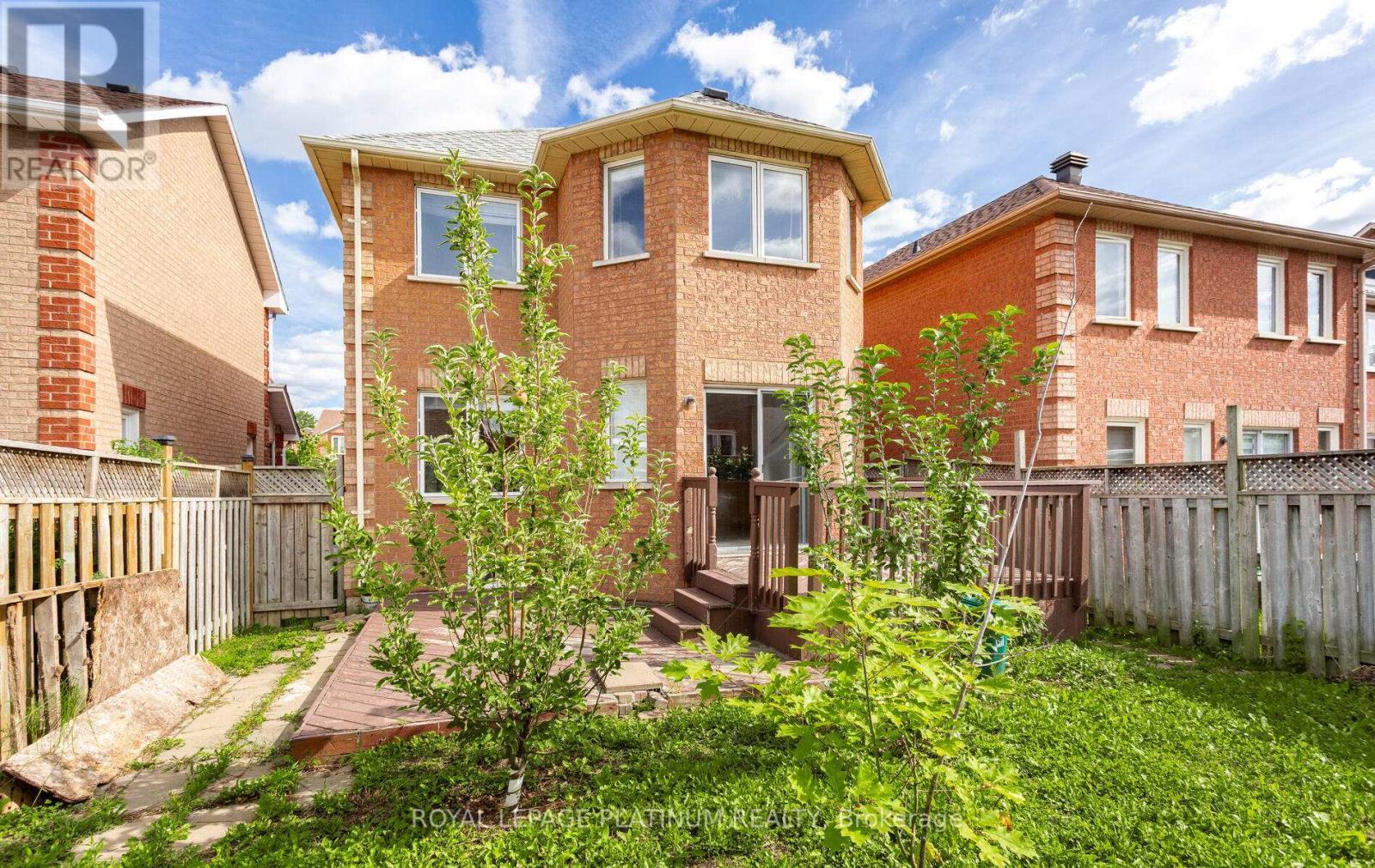 51 Ripley Crescent, Brampton, ON - Outdoor