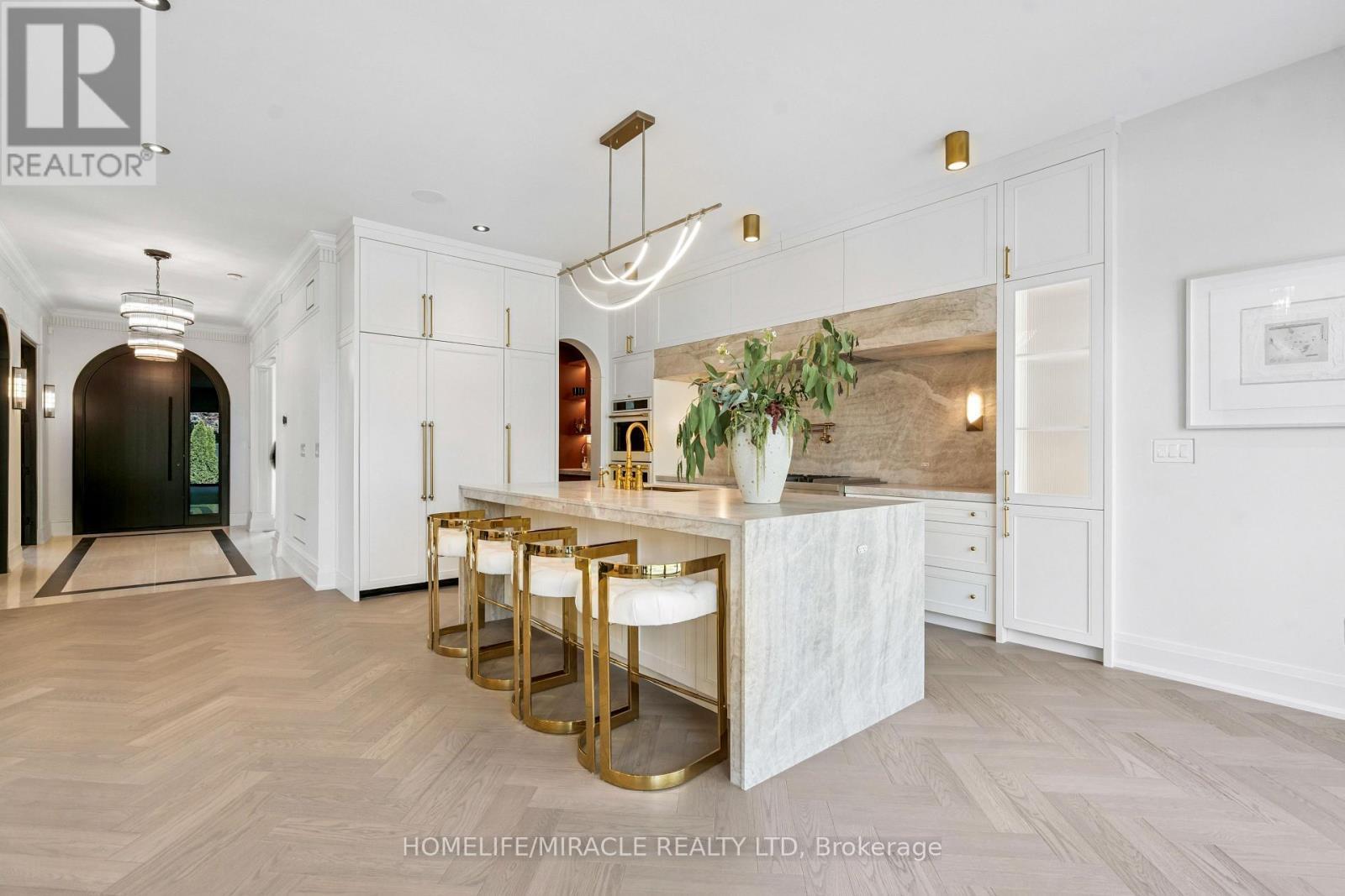 517 Stafford Drive, Oakville, ON - Indoor Photo Showing Kitchen