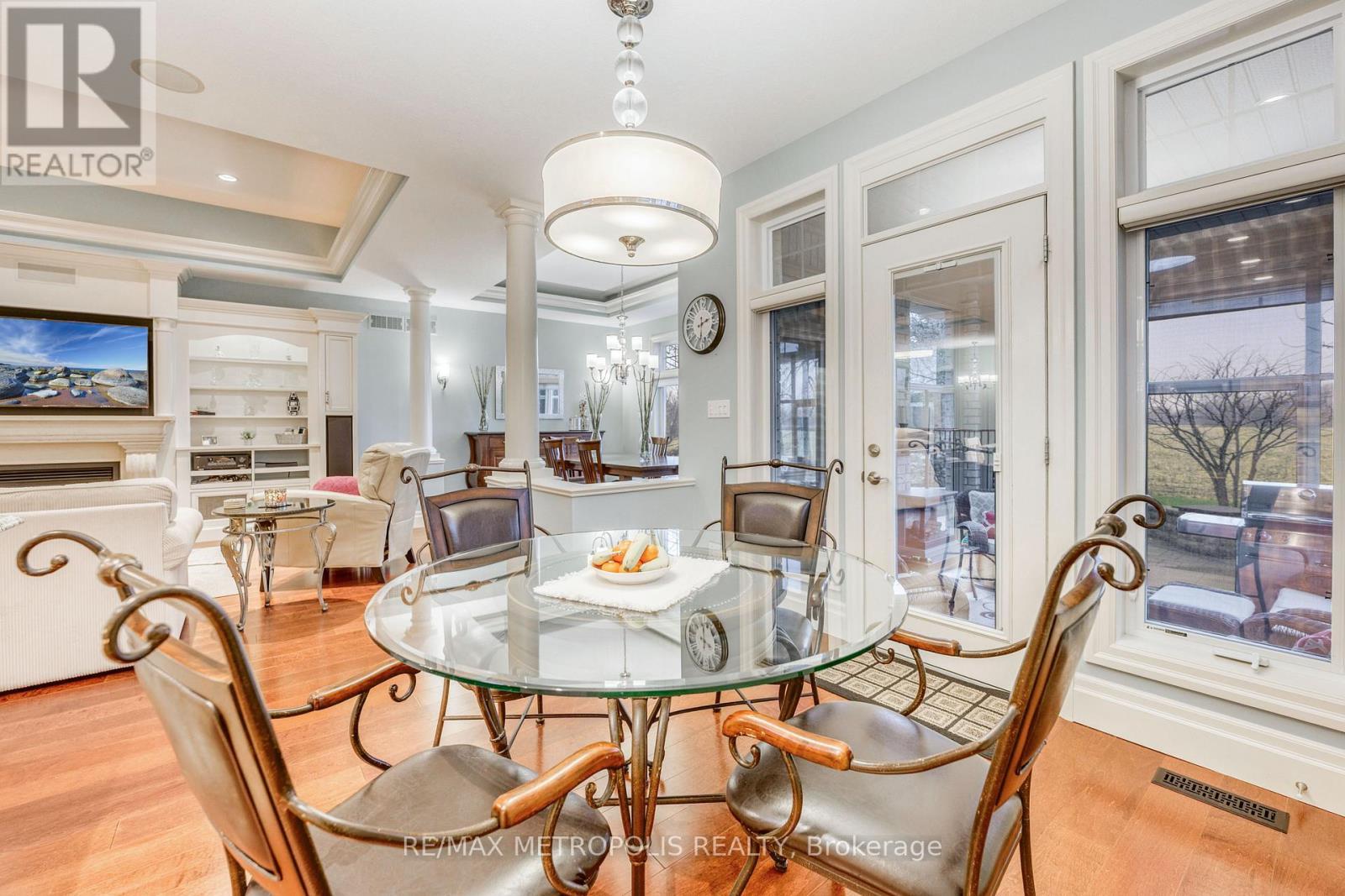 1221 Mike Weir Drive, Sarnia, ON - Indoor Photo Showing Dining Room