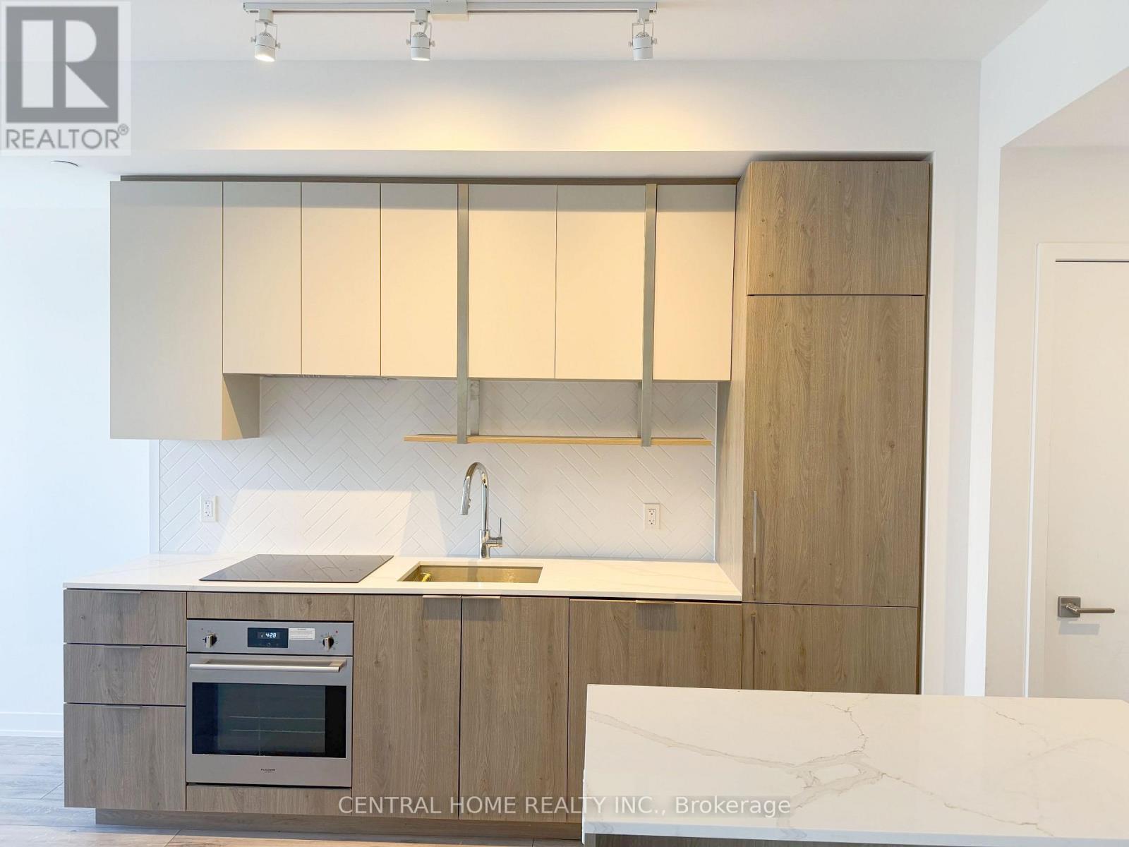 1205 - 15 Holmes Avenue, Toronto, ON - Indoor Photo Showing Kitchen