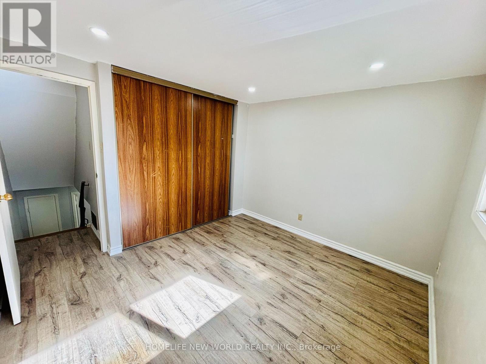 206 - 275 Broadview Avenue, Toronto, ON - Indoor Photo Showing Other Room