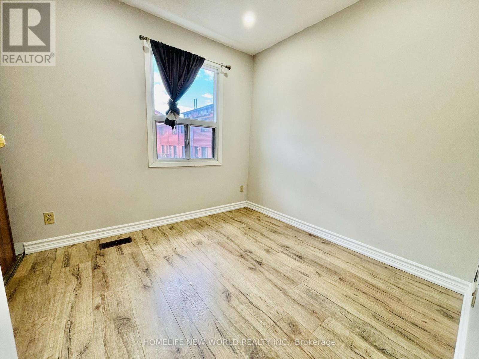 206 - 275 Broadview Avenue, Toronto, ON - Indoor Photo Showing Other Room
