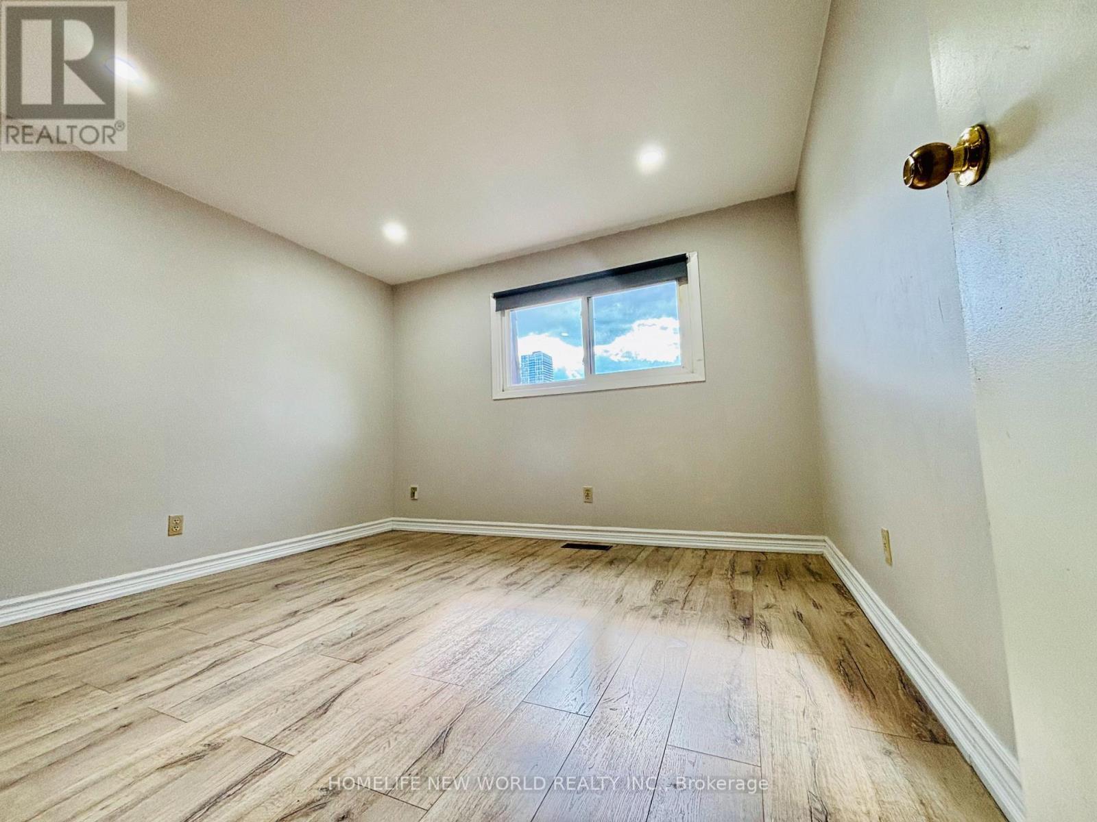 206 - 275 Broadview Avenue, Toronto, ON - Indoor Photo Showing Other Room