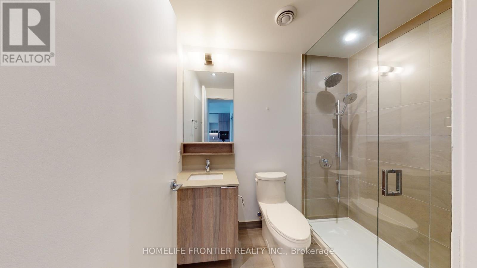 5005 - 950 Portage Parkway, Vaughan, ON - Indoor Photo Showing Bathroom