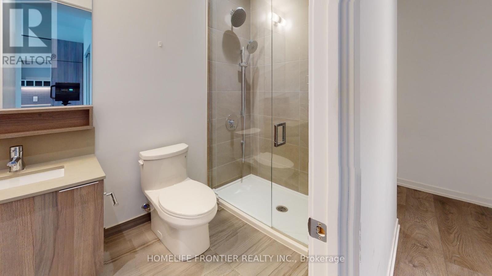 5005 - 950 Portage Parkway, Vaughan, ON - Indoor Photo Showing Bathroom
