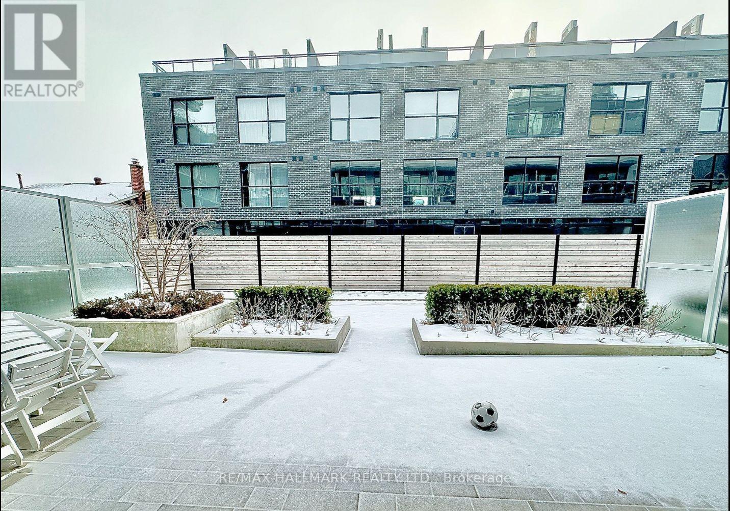 117 - 621 Sheppard Avenue E, Toronto, ON - Outdoor