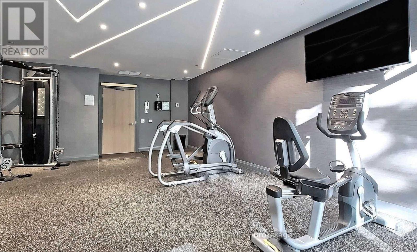 117 - 621 Sheppard Avenue E, Toronto, ON - Indoor Photo Showing Gym Room