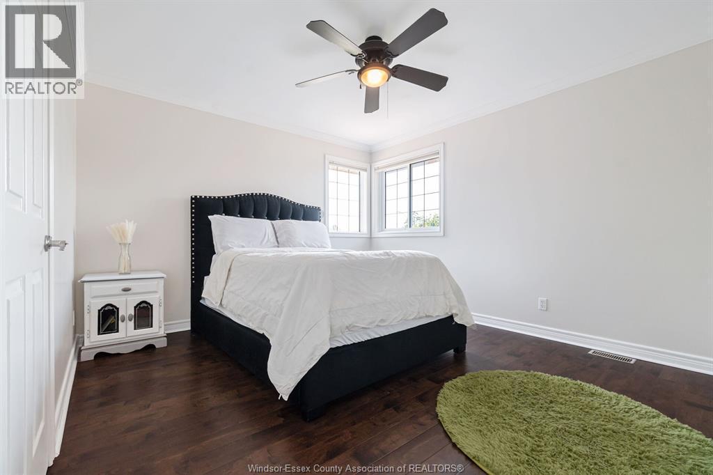 28 Carter Avenue, Leamington, ON - Indoor Photo Showing Bedroom