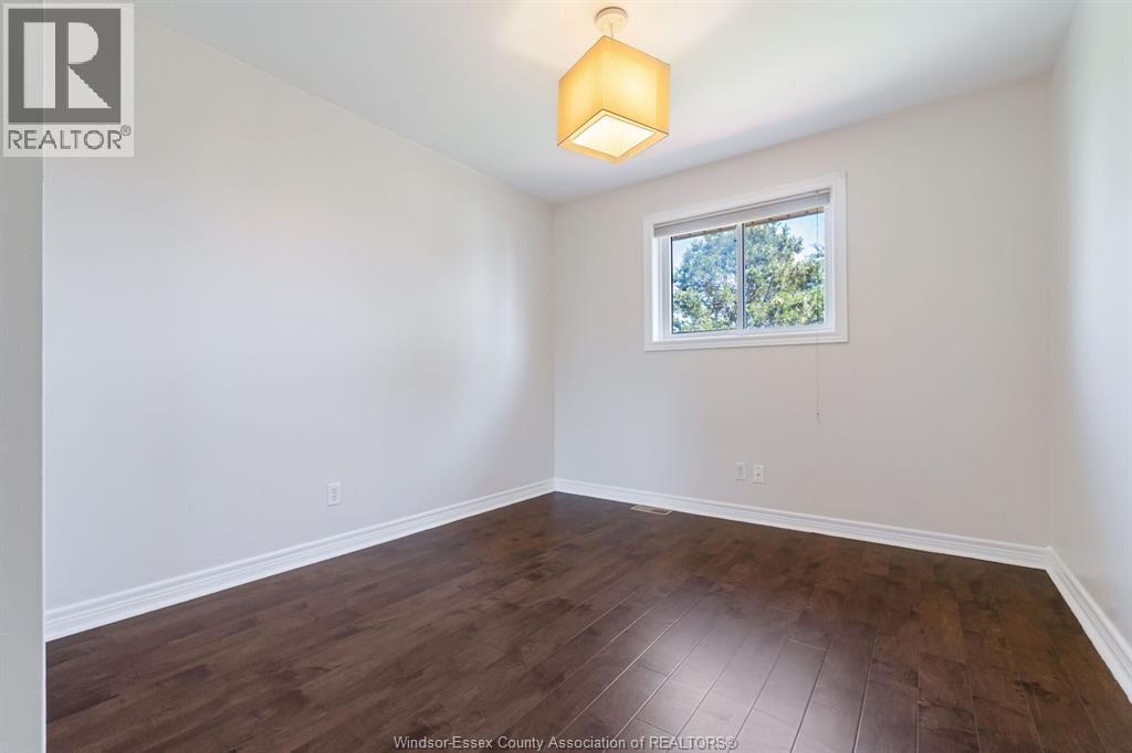 28 Carter Avenue, Leamington, ON - Indoor Photo Showing Other Room