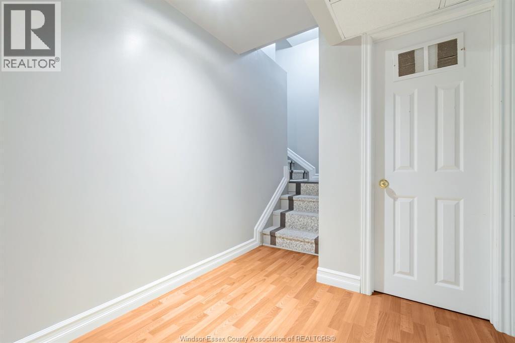 28 Carter Avenue, Leamington, ON - Indoor Photo Showing Other Room