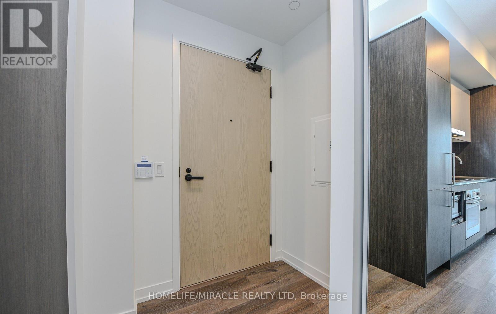 2608 - 225 Commerce Street, Vaughan, ON - Indoor