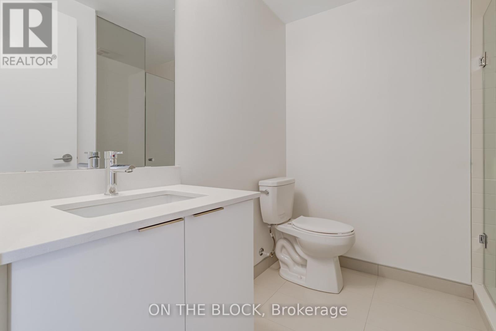 507 - 3071 Trafalgar Road, Oakville, ON - Indoor Photo Showing Bathroom