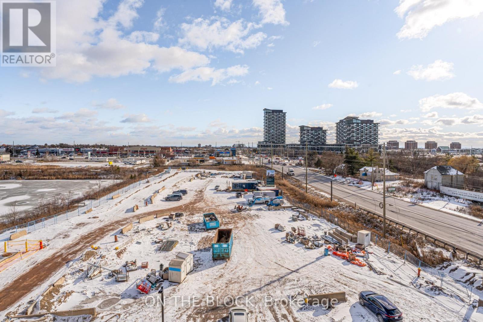 507 - 3071 Trafalgar Road, Oakville, ON - Outdoor With View