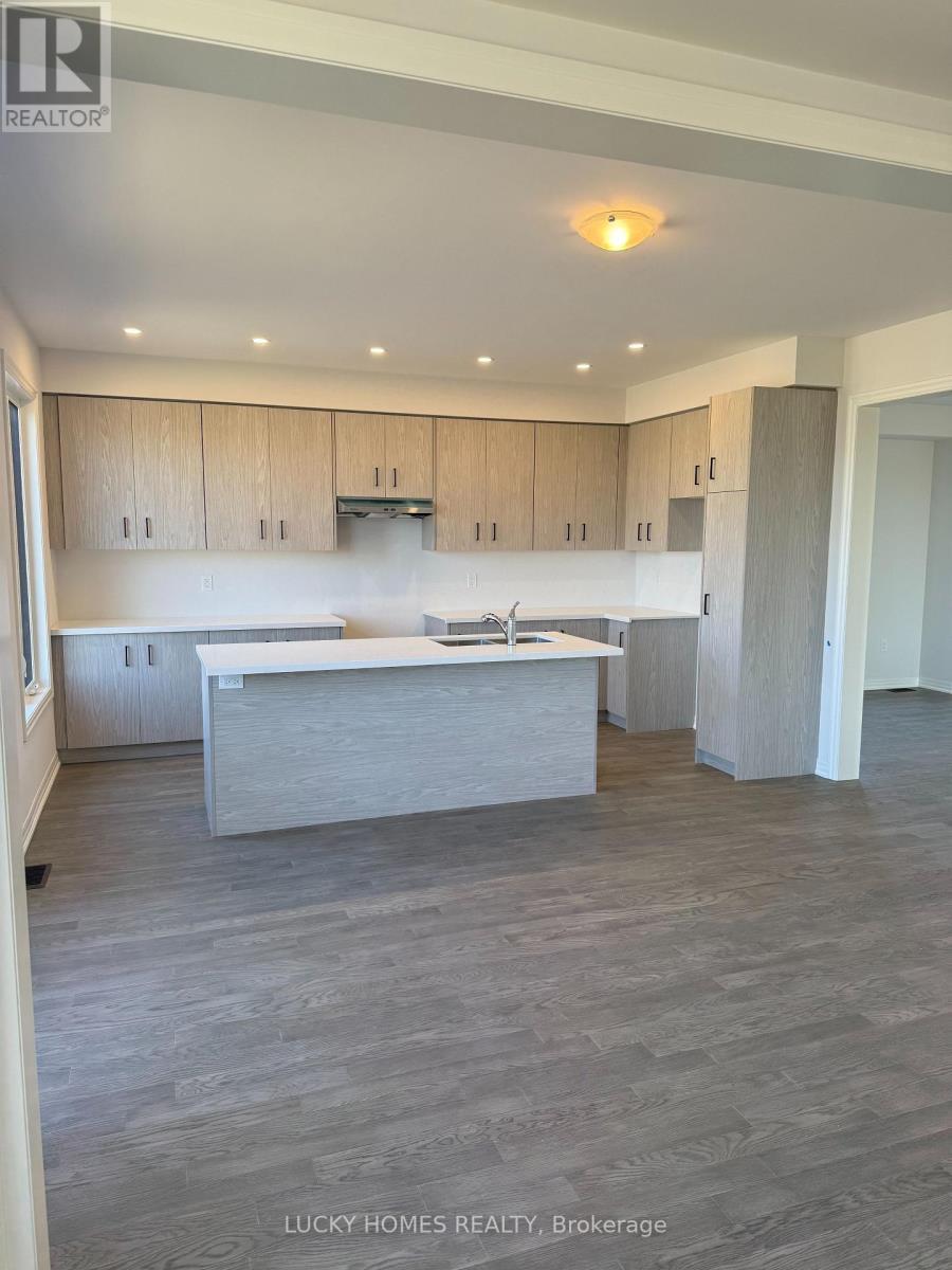 15 Fisher Road, Kawartha Lakes, ON - Indoor Photo Showing Kitchen With Double Sink