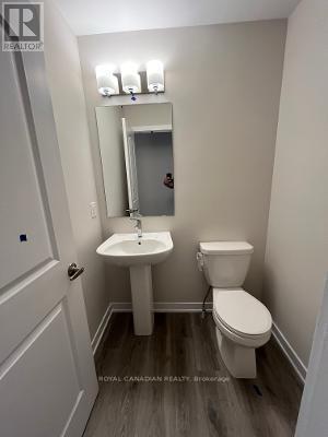 386 Les Emmerson Drive, Ottawa, ON - Indoor Photo Showing Bathroom