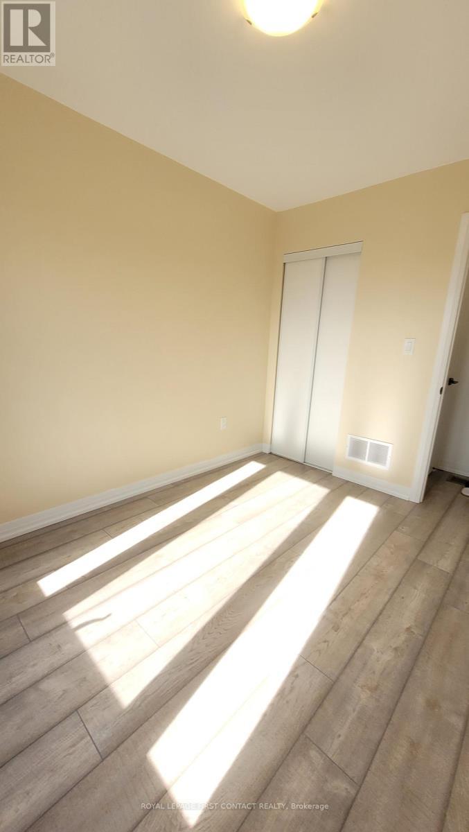 31 Fairlane Avenue, Barrie, ON - Indoor Photo Showing Other Room