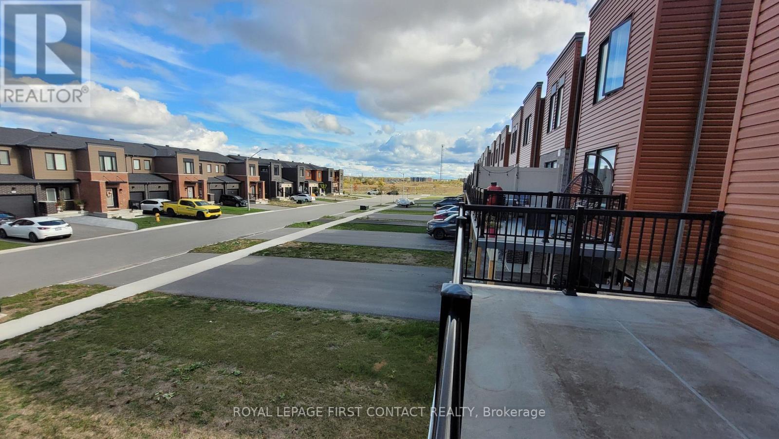 31 Fairlane Avenue, Barrie, ON - Outdoor