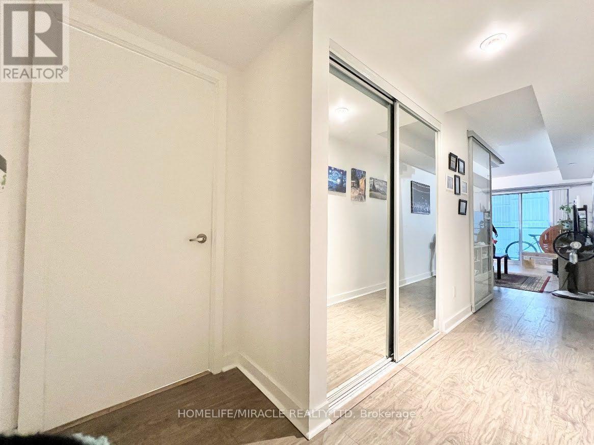 708 - 58 Orchard View Boulevard, Toronto, ON - Indoor Photo Showing Other Room