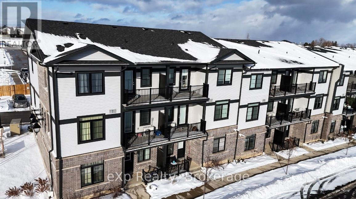 96 Oat Lane, Kitchener, ON - Outdoor