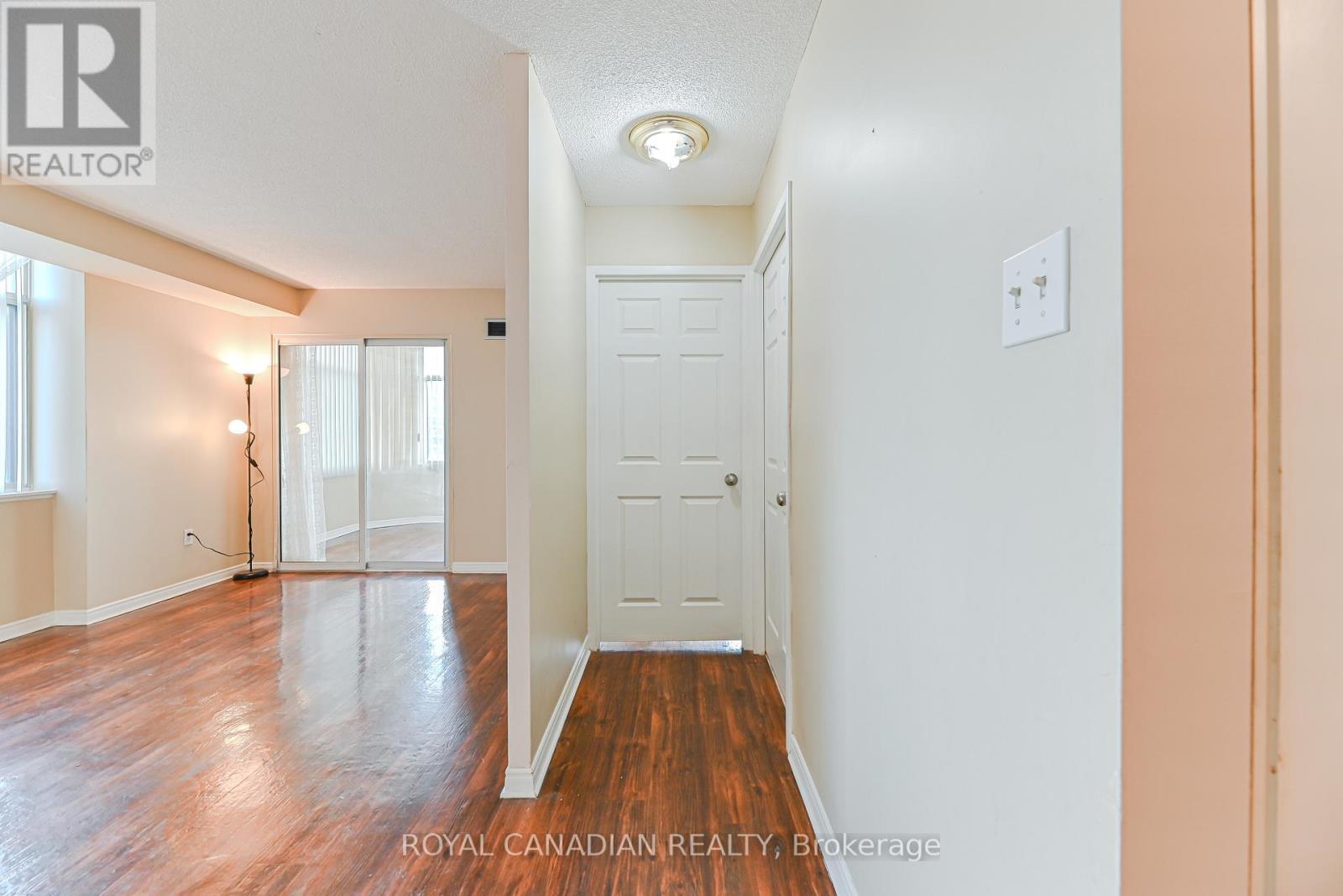 703 - 88 Alton Towers Circle, Toronto, ON - Indoor Photo Showing Other Room