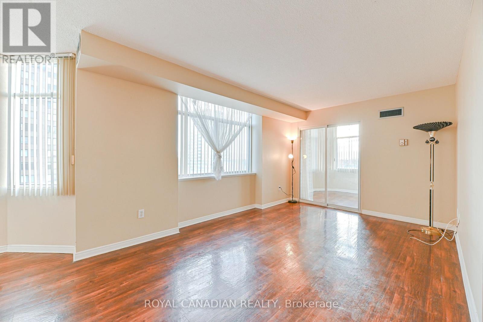 703 - 88 Alton Towers Circle, Toronto, ON - Indoor Photo Showing Other Room