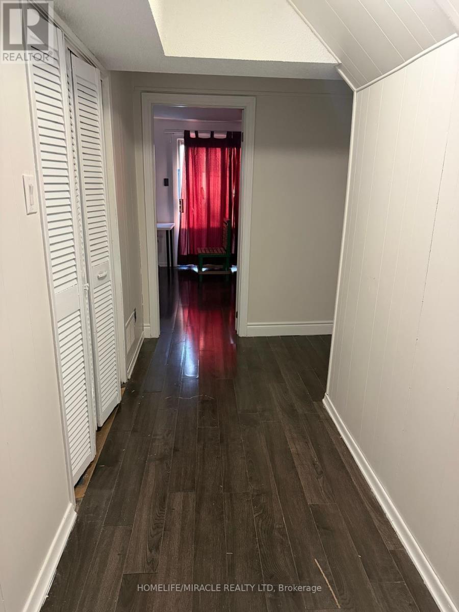 96 Carleton Place, Brampton, ON - Indoor Photo Showing Other Room