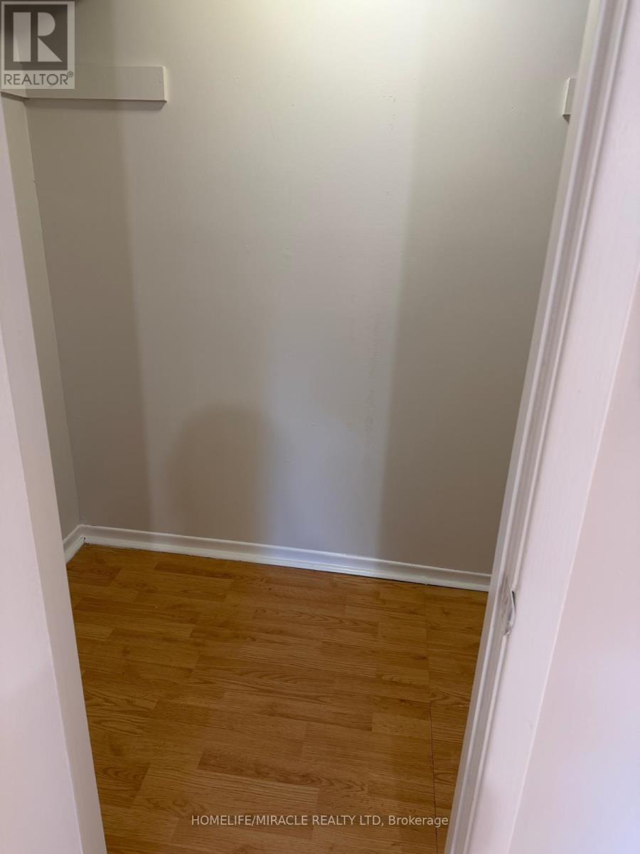 96 Carleton Place, Brampton, ON - Indoor Photo Showing Other Room