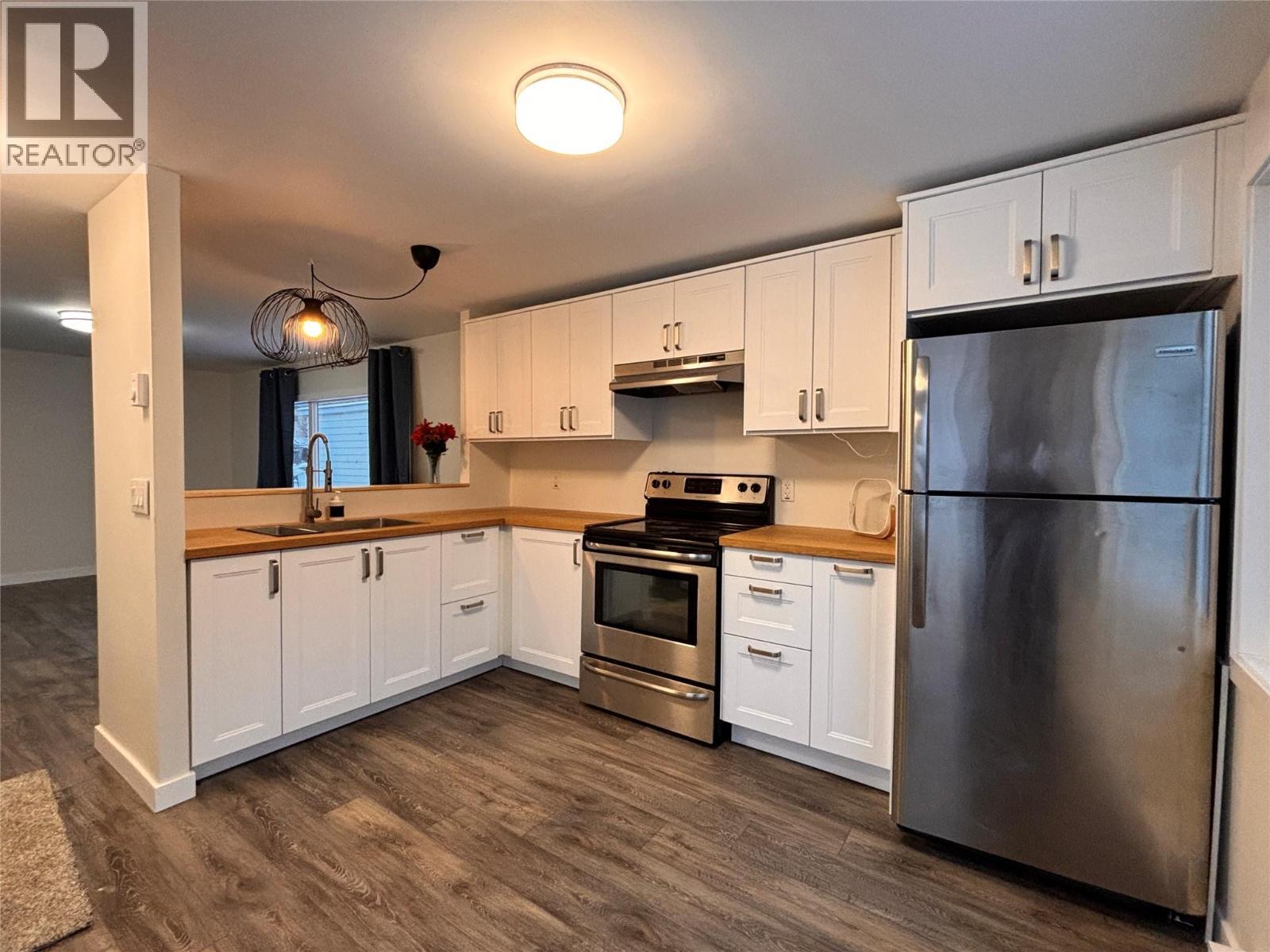 207 Foster Avenue, Clinton, BC