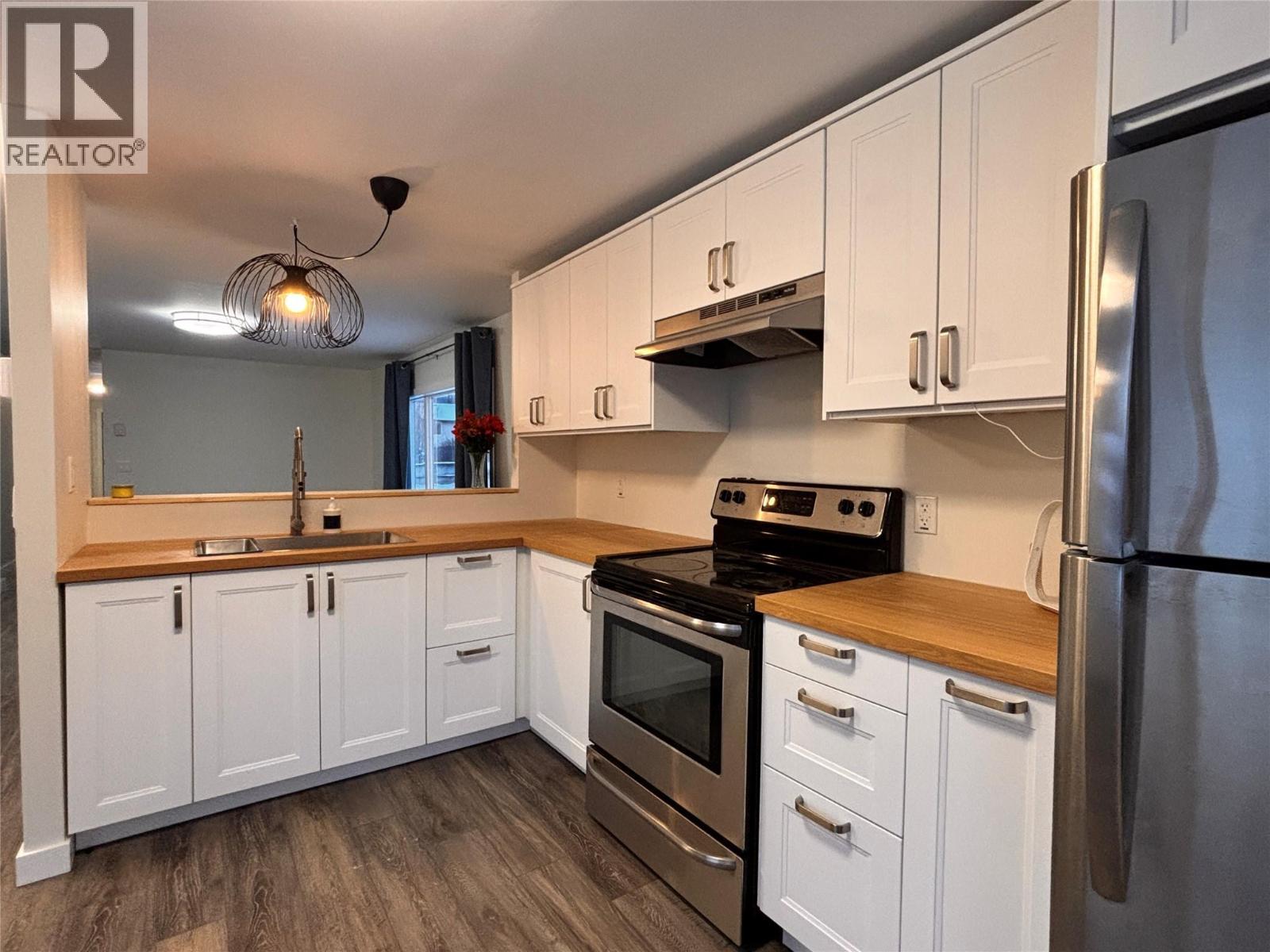 207 Foster Avenue, Clinton, BC