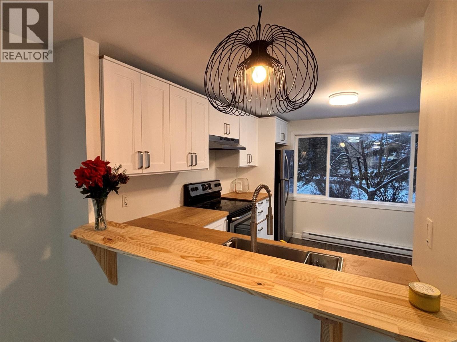 207 Foster Avenue, Clinton, BC