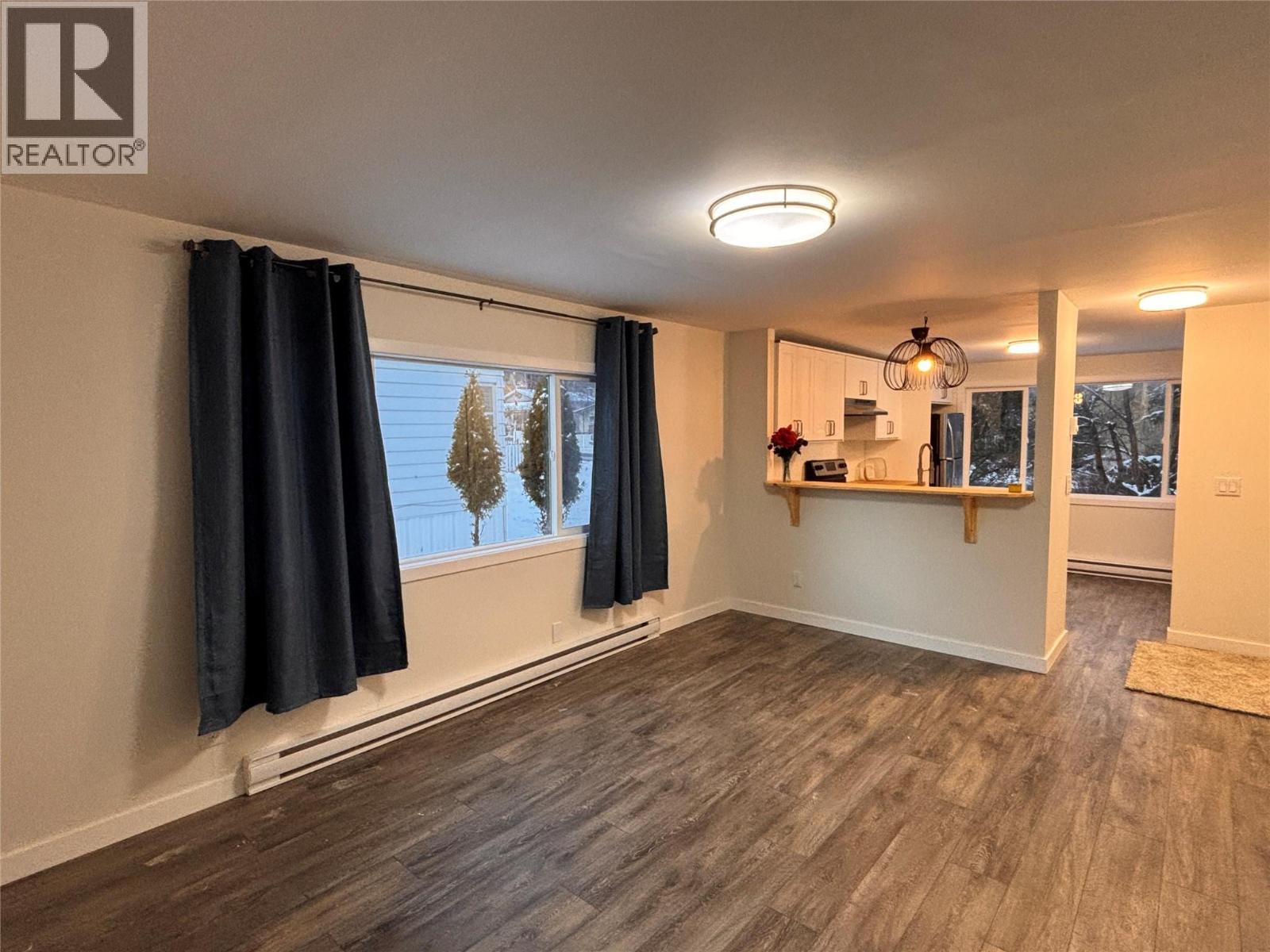 207 Foster Avenue, Clinton, BC