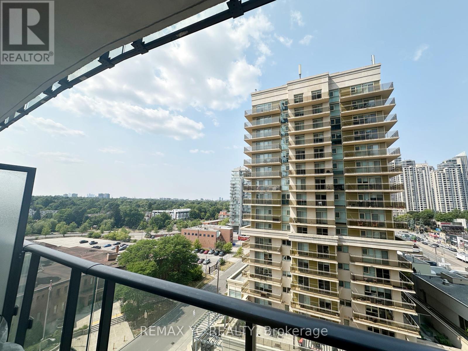 809 - 15 Ellerslie Avenue, Toronto, ON - Outdoor