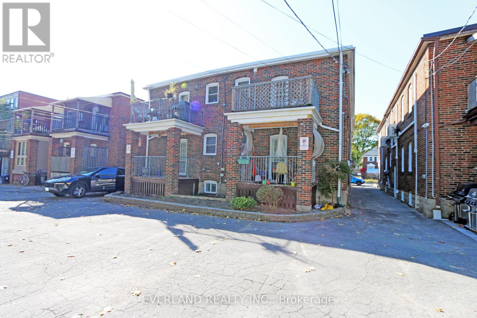 202 - 1753 Bayview Avenue, Toronto, ON - Outdoor With Balcony