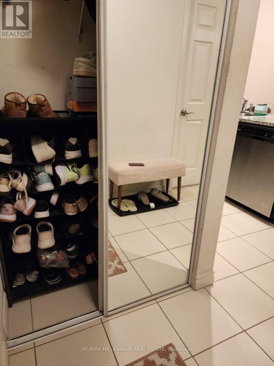 607 - 339 Rathburn Road W, Mississauga, ON - Indoor Photo Showing Other Room