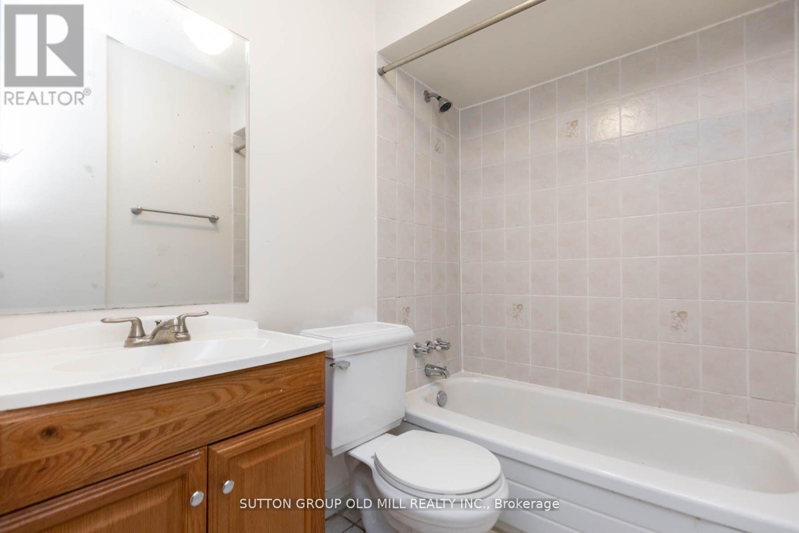 201 - 133 Dunn Avenue, Toronto, ON - Indoor Photo Showing Bathroom