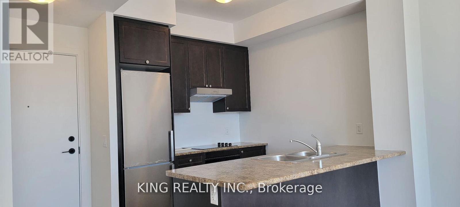 306 - 600 North Service Road, Hamilton, ON - Indoor