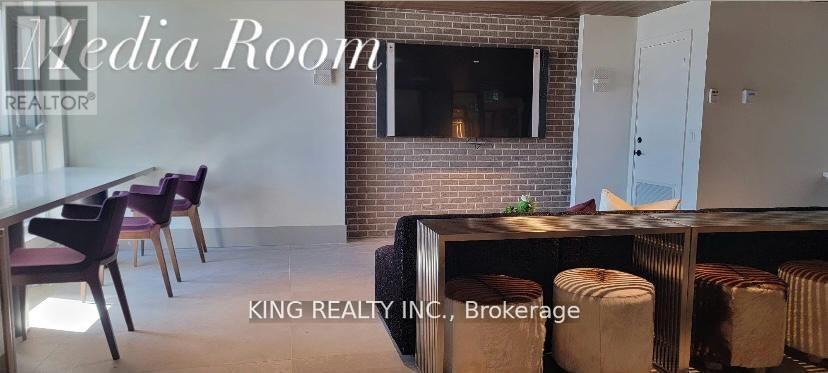 306 - 600 North Service Road, Hamilton, ON -