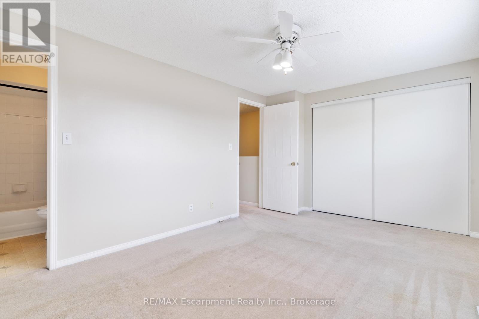 12 - 1550 Reeves Gate, Oakville (Ga Glen Abbey), ON - Indoor Photo Showing Other Room