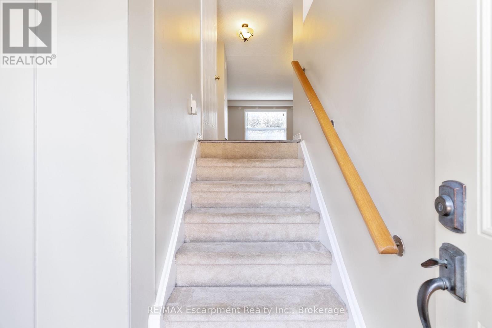 12 - 1550 Reeves Gate, Oakville (Ga Glen Abbey), ON - Indoor Photo Showing Other Room