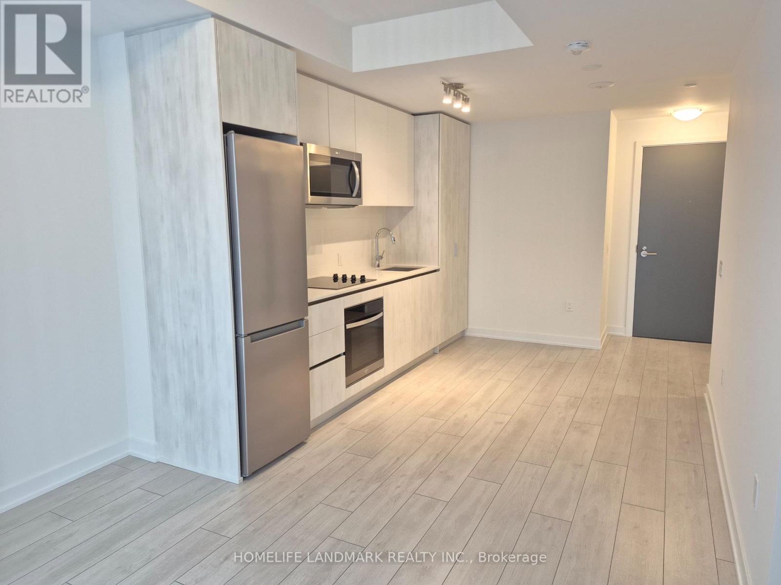 716 - 5858 Yonge Street, Toronto, ON - Indoor Photo Showing Kitchen With Stainless Steel Kitchen