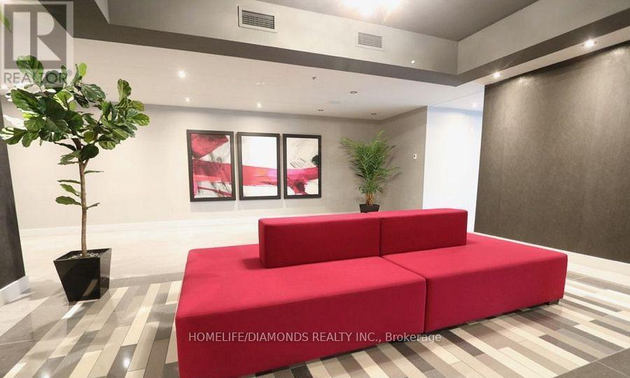 811 - 150 Water Street N, Cambridge, ON - Indoor Photo Showing Other Room