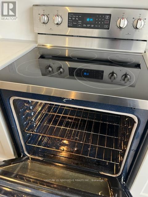 769 Port Darlington Road, Clarington, ON - Indoor