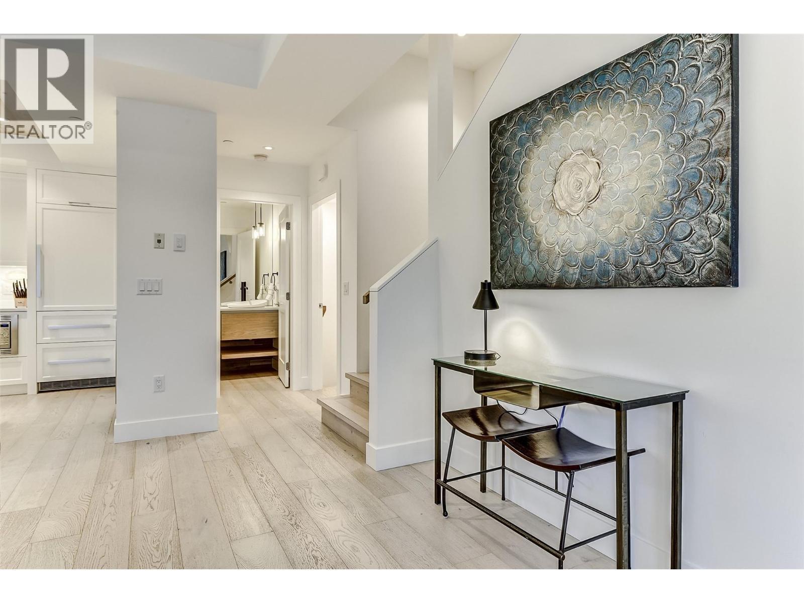 1308 Richter Street Unit# 106, Kelowna, BC - Indoor Photo Showing Other Room