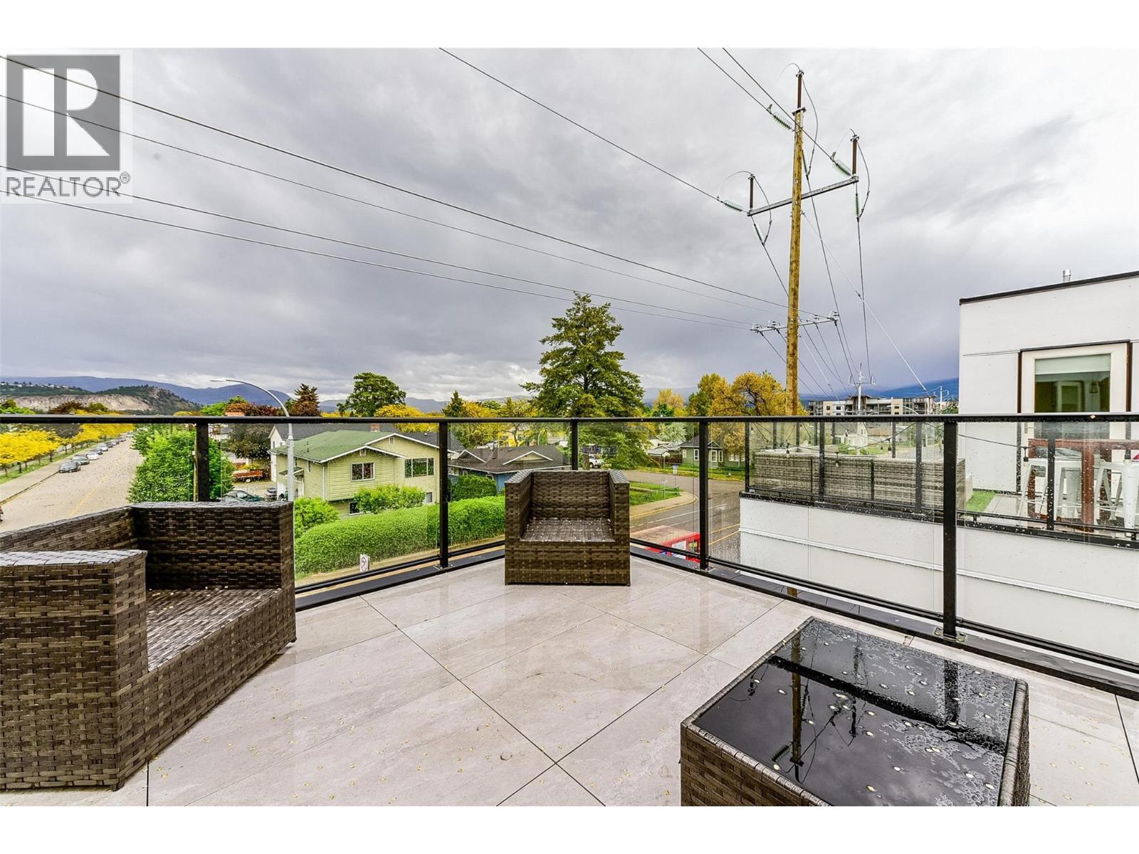 1308 Richter Street Unit# 106, Kelowna, BC - Outdoor