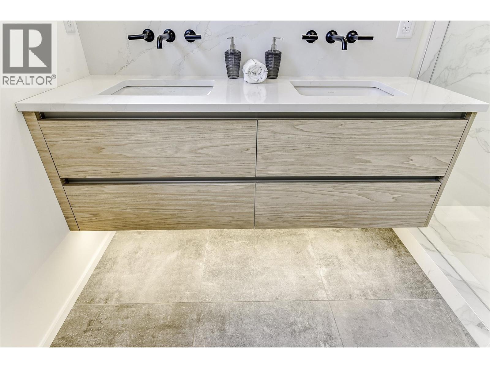 1308 Richter Street Unit# 106, Kelowna, BC - Indoor Photo Showing Other Room